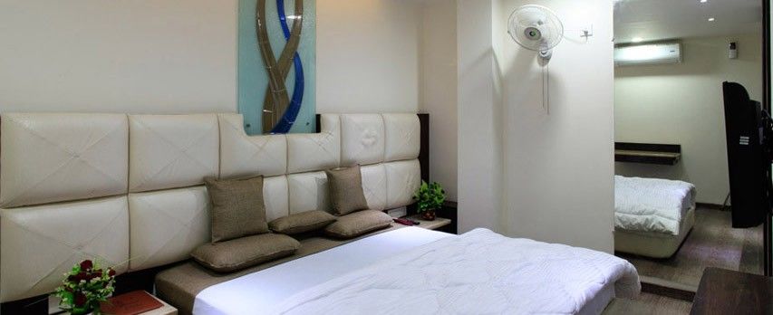 Hotel Meera Chittorgarh Esterno foto