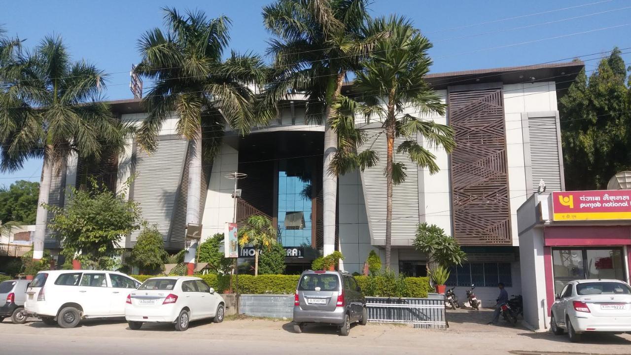Hotel Meera Chittorgarh Esterno foto